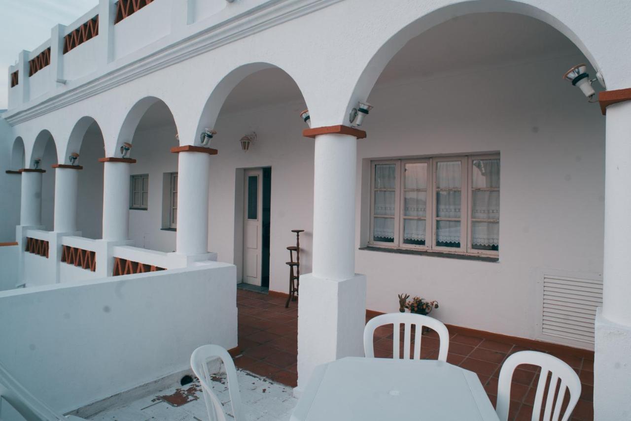 Guesthouse Da Vila Mourao Luaran gambar