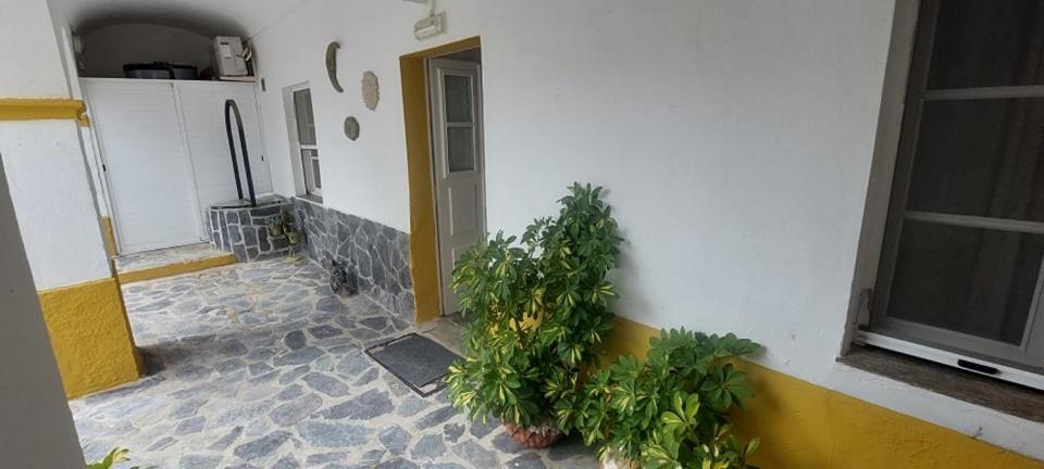 Guesthouse Da Vila Mourao Luaran gambar