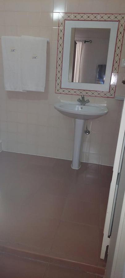 Guesthouse Da Vila Mourao Luaran gambar